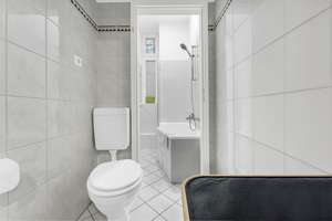 Property thumbnail 9