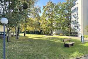 Bezugsfreie 2-Zimmer-Wohnung mit Lift, West-Balkon und TG-Stellplatz in ruhiger Wohnlage! – Die vollständige Adresse der Immobilie erhältst du vom Anbieter., 14167 Zehlendorf, Berlin – Vorschaubild 13