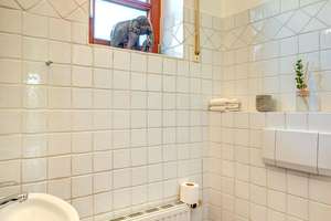 Möbliert: Schönes Einfamilienhaus in Trudering auf Zeit mieten – Die vollständige Adresse der Immobilie erhältst du vom Anbieter., 81825 Gartenstadt Trudering, München – Vorschaubild 15