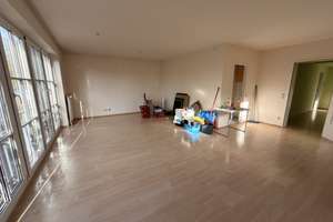 Lichtdurchflutete 3-Zimmer-Wohnung in Aachen-Eilendorf mit gemeinschaftlichem Garten! – Heckstraße 121, 52080 Eilendorf, Aachen – Vorschaubild 2
