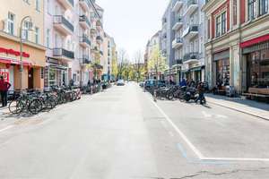 4-Zimmer-Altbauwohnung in Toplage des Wrangelkiez nahe der Markthalle Neun – Die vollständige Adresse der Immobilie erhältst du vom Anbieter., 10997 Kreuzberg, Berlin – Vorschaubild 20