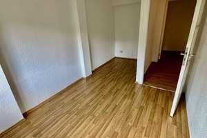 Gepflegte 4 - Zimmerwohnung mit 2 x Balkon in der Mitte Wiesbadens! – Bülowstrasse 7, 65195 Wiesbaden – Vorschaubild 8