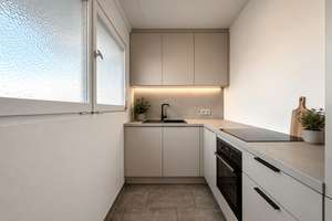 Charmantes 1-Zimmer-Zuhause mit Westbalkon – Die vollständige Adresse der Immobilie erhältst du vom Anbieter., 81477 Solln, München – Vorschaubild 5