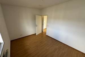Ruhige 3 Zimmer-Wohnung mit Einbauküche und Balkon in Langenhorn, Hamburg – Die vollständige Adresse der Immobilie erhältst du vom Anbieter., 22417 Langenhorn, Hamburg – Vorschaubild 3