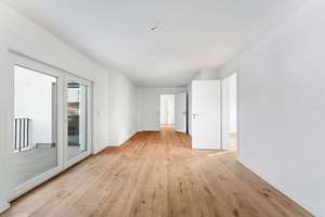 Bezugsfertig: Exklusives Wohnen im Dachgeschoss – Neubau mit Balkon & Aufzug
