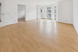 Mit Lift ins 4. OG - Balkon - Wanne + Dusche - Tiefgaragenstellplatz u.v.m. – Georg-Landgraf-Straße 21, 9112 Kaßberg, Chemnitz – Vorschaubild 13