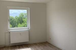 Wohlfühlwohnung mit Badewanne und viel Tageslicht – Fischerstraße 1, 38226 Lebenstedt, Salzgitter – Vorschaubild 2