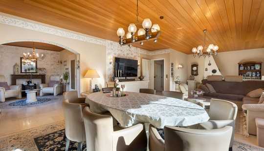 Bild von Familientraum in Usingen – mit Garten, Sauna und Kamin