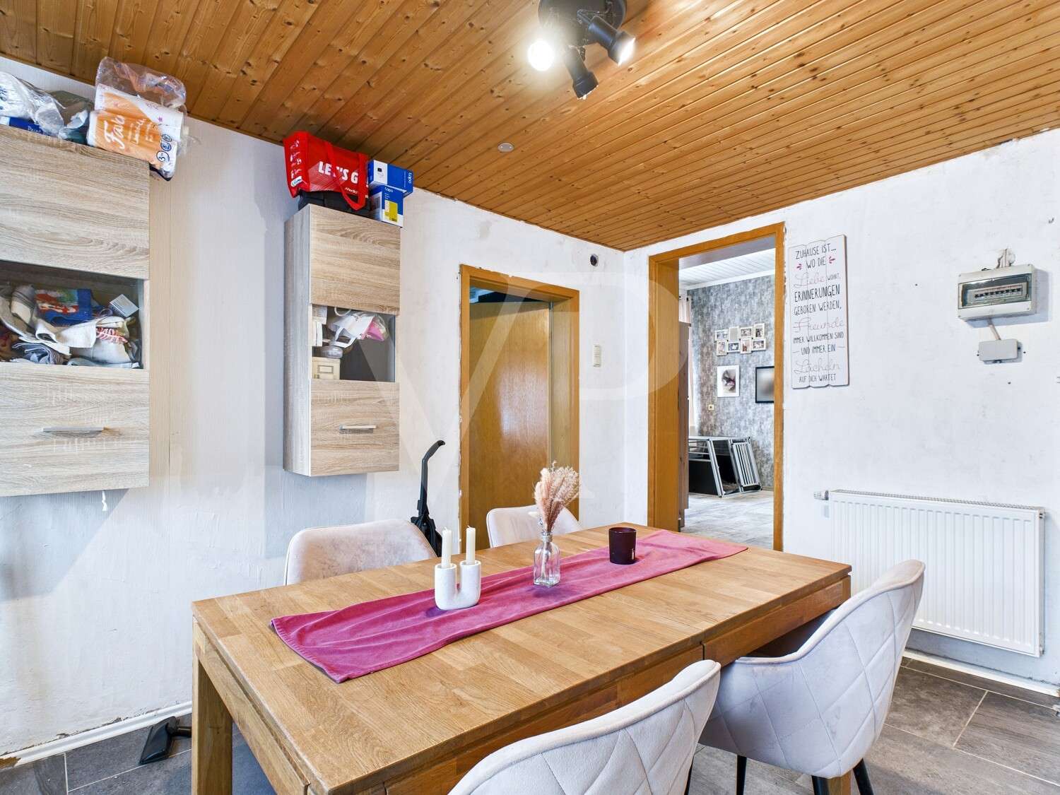 Großzügiges Einfamilienhaus mit Einliegerwohnung in Ardorf, Wittmund Kreis – Bild 2