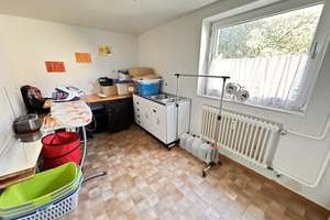 Ideal für große Familien:
2 ½-FAMILIENWOHNHAUS
MIT GARTEN UND 3 GARAGEN – Die vollständige Adresse der Immobilie erhältst du vom Anbieter., 74523 Schwäbisch Hall – Vorschaubild 18