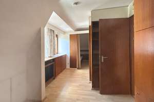 Großzügiges Mehrgenerationenhaus in gefragter Wohnlage – Die vollständige Adresse der Immobilie erhältst du vom Anbieter., 90482 Laufamholz, Nürnberg – Vorschaubild 8