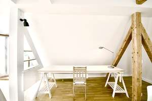 Schickes Loft in Villa Ramersdorf - DG-Wohnung mit Südbalkon – Die vollständige Adresse der Immobilie erhältst du vom Anbieter., 81735 Ramersdorf, München – Vorschaubild 2