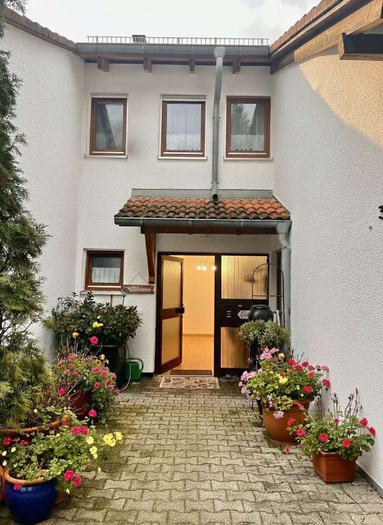 Immobilie in Markdorf - Zukunftssicher investieren:  Attraktive Maisonettewohnung mit Preisvorteil - Bild 0