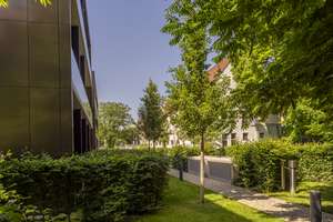 STADT / LOFT / STUDIO / APARTMENT im DENKMAL "HAUS MÜHLBACH". Küche / Terrasse – Am Neudeck 12, 81541 Untere Au, München – Vorschaubild 14
