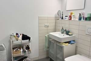 Studio (36 m²) mit Balkon & Aufzug in relativ neuem Gebäude – zentrale Lage in Darmstadt, ab 15.11.  – 64283 Mitte, Darmstadt – Vorschaubild 9