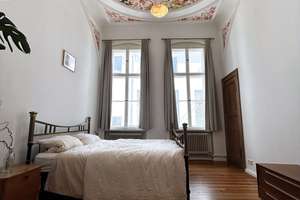 Wohnen im HotSpot von Kunst und Kultur! Großzügige  7-Zimmer-Eigentumswohnung+Aufzug+ruhige Terrasse – 10783 Schöneberg, Berlin – Vorschaubild 3