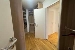 Familientraum in Bestlage: Viel Platz, Gartenparadies und sonnige Terrasse! – Die vollständige Adresse der Immobilie erhältst du vom Anbieter., 70327 Flohberg, Stuttgart – Vorschaubild 16