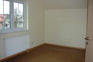 4-Zimmer-Wohnung mit Loggia und Terrasse in Ebsdorfergrund – Die vollständige Adresse der Immobilie erhältst du vom Anbieter., 35085 Ebsdorfergrund – Vorschaubild 9
