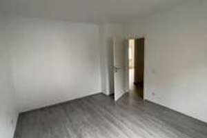 Boutique-Boutique-Mehrfamilienhaus mit renovierter und separater 4-Zimmer-Gartenwohnung. – Dulmener Str. 1, 46117 Osterfeld-West, Oberhausen – Vorschaubild 9
