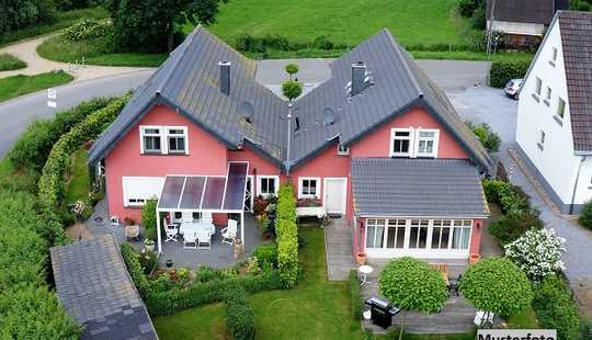 Bild von Doppelhaushälfte mit Garage ++ provisionsfrei ++