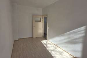 Wohnen mit Charakter: Drei Zimmer in Hannover-Badenstedt – Riechersstraße 1, 30455 Badenstedt, Hannover – Vorschaubild 10