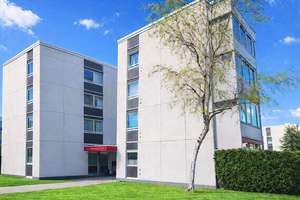 Wohnungsensemble mit drei großzügigen Eigentumswohnungen