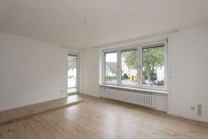 Modernisierte 3-ZKB-Wohnung mit Balkon, EBK und Garage in Kassel-Kirchditmold