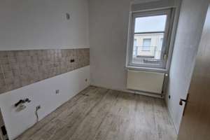 Helle 3-Raum-Dachgeschosswohnung mit Balkon und Stellplatz – Fichtestraße 47, 39112 Sudenburg, Magdeburg – Vorschaubild 7