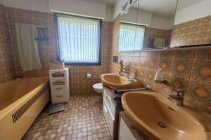 Gemütliches Einfamilienhaus mit Kamin, Garten & Doppelgarage in Fröndenberg – Die vollständige Adresse der Immobilie erhältst du vom Anbieter., 58730 Fröndenberg/Ruhr – Vorschaubild 12