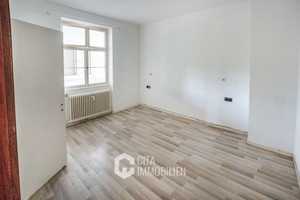 Mehrfamilienhaus mit 3 Wohneinheiten, großer Garage – Vollständig leerstehend – Offenbach am Main – Vorschaubild 7