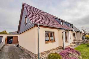 Bezugsfertiges Familienhaus mit Garten & Garage – Vor der Heide 17, 7333 Unterwellenborn – Vorschaubild 2