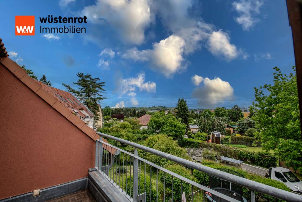 Großzügige Maisonette-Wohnung mit Dachterrasse in ruhiger Lage von Heidenau