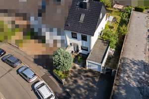 Leverkusen-Rheindorf:
Gemütliches Reihenendhaus ab sofort bezugsfrei!
