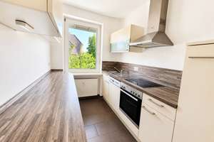 Helle, renovierte 3-Zimmer-Wohnung mit Balkon und Einbauküche in München – Wöhlerstr. 3, 81247 Obermenzing, München – Vorschaubild 8