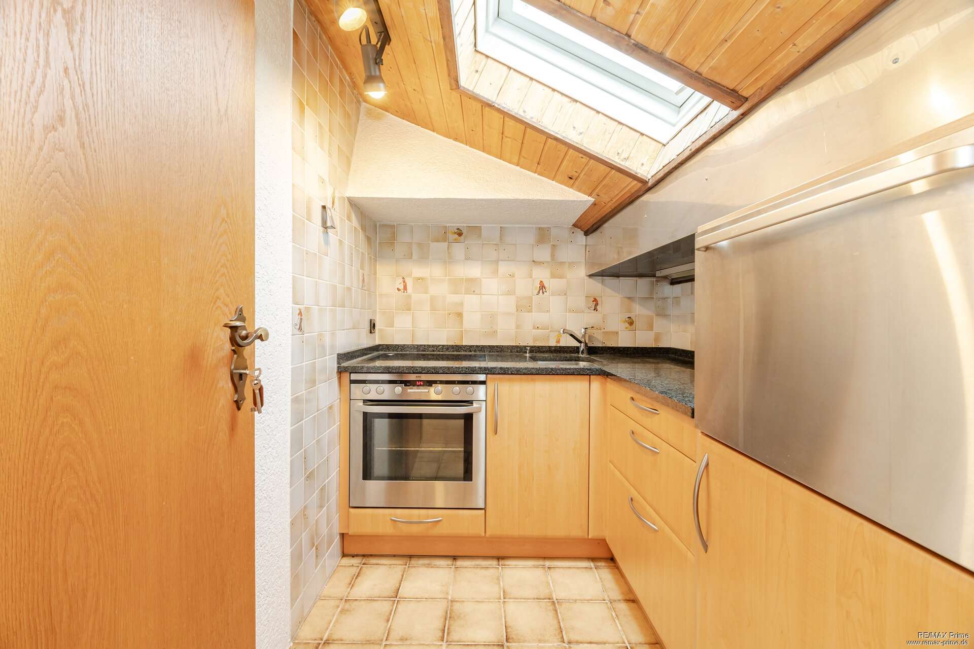 Immobilie in Grafing bei München - Haus der vielen Möglichkeiten in Grafing. Zwei- oder mögliches Mehrfamilienhaus mit Perspektive - Bild 6