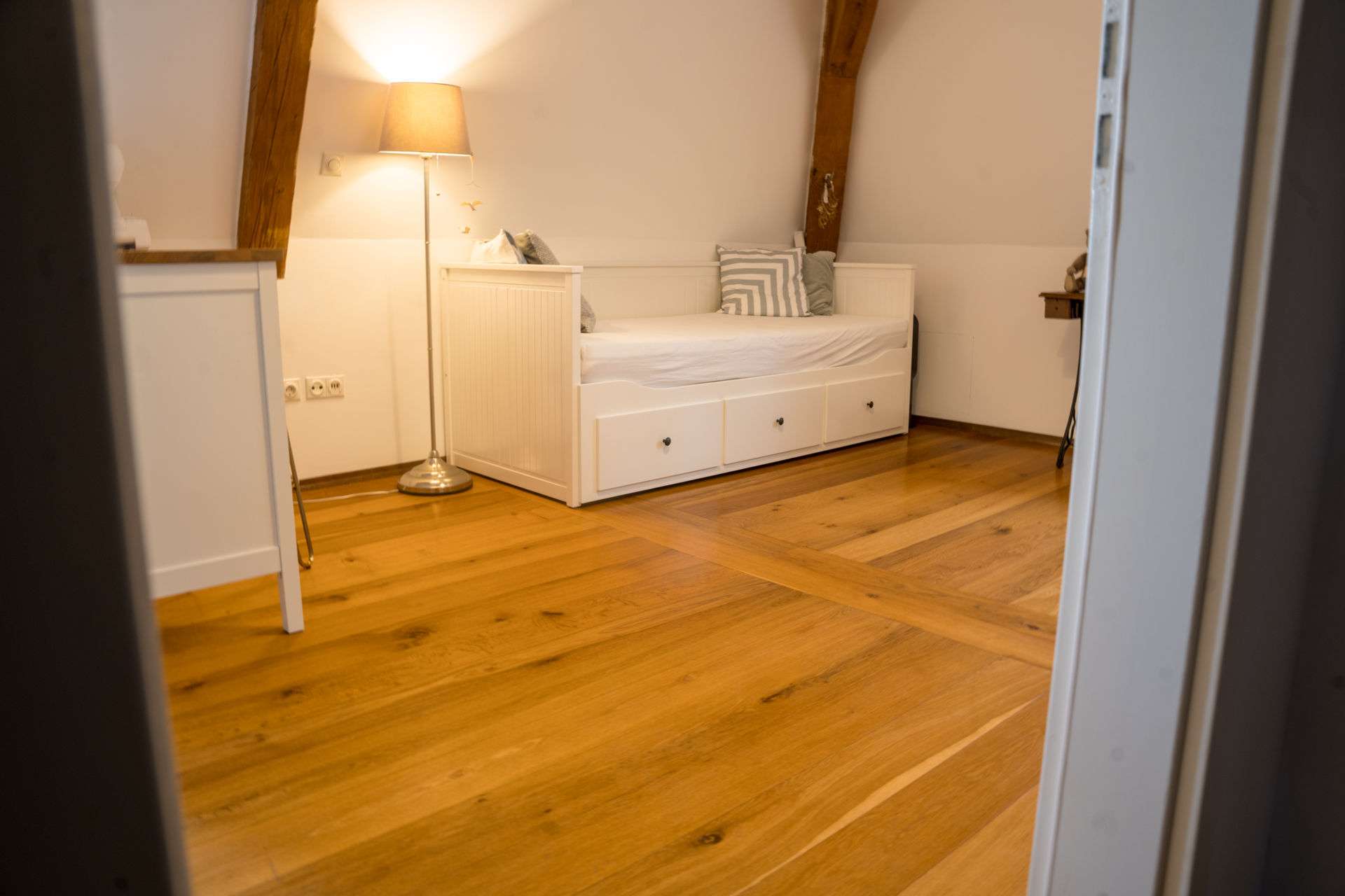 Immobilie in Köfering - Historischer Pfarrhof von 1780 - Ein Unikat, das Geschichte und Moderne verbindet - Bild 33