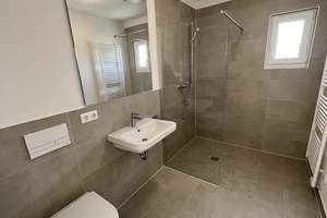 Modern-Nachhaltig-Altersgerechte 3-Zimmer-Neubauwohnung mit zwei Balkonen – Am Südufer 14, 41065 Lürrip, Mönchengladbach – Vorschaubild 4