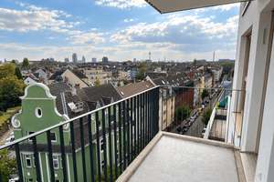 Vollmöbliertes Studio-Apartment mit EBK, Balkon und eigenem Keller | verfügbar ab sofort!