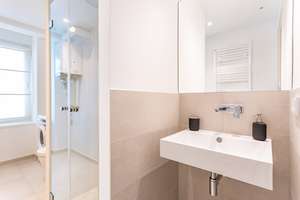 Provisionsfrei: Traumhafte modernisierte 5-Zimmerwohnung in schönem Westend-Altbau – Die vollständige Adresse der Immobilie erhältst du vom Anbieter., 14050 Westend, Berlin – Vorschaubild 15