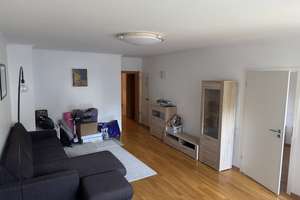 Lebendiger Alltag: 3-Zimmer-Wohnung in Düsseldorf-Ludenberg