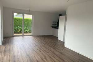 Gepflegte Doppelhaushälfte mit 3,5 Zimmern und Carport in Celle, Zweitbezug, frisch renoviert – Die vollständige Adresse der Immobilie erhältst du vom Anbieter., 29225 Celle – Vorschaubild 6