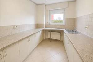 3-Zimmer-Erdgeschosswohnung | Balkon | Bezugsfertig | Krefeld-Hüls – Die vollständige Adresse der Immobilie erhältst du vom Anbieter., 47839 Hüls, Krefeld – Vorschaubild 5