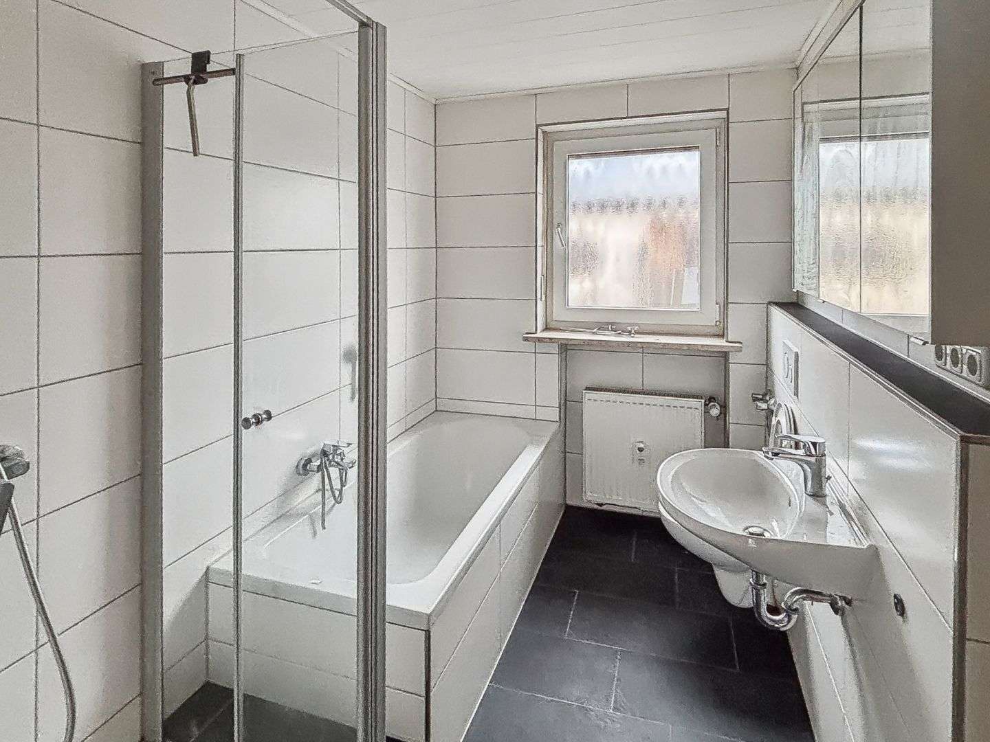 Immobilie in Obertraubling - Mehrfamilienhaus zur Sanierung und Erweiterung in Obertraubling - Bild 4