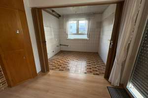 6-Zimmer Zweifamilienhaus in Ginsheim-Gustavsburg mit Garage, Carport und Werkstatt – Josef-Seliger-Straße 11, 65462 Ginsheim-Gustavsburg – Vorschaubild 13