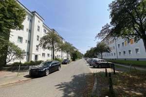 Dachgeschosswohnung mit großzügigem Balkon