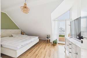 Kapitalanlage & Eigennutzung
Saniertes Bauernhaus mit vermietetem 4-Parteien-Anbau – Die vollständige Adresse der Immobilie erhältst du vom Anbieter., 32683 Barntrup – Vorschaubild 12