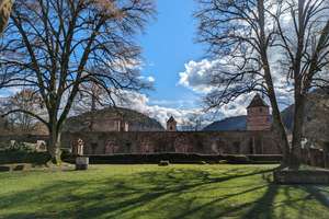 Außergewöhnliche, barrierefreie 4,5-Zimmer-Wohnung mit zwei Balkonen und beeindruckender Aussicht – Die vollständige Adresse der Immobilie erhältst du vom Anbieter., 75365 Calw – Vorschaubild 19