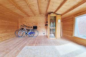 nah am Meer: großes Wohnhaus mit Kaminzimmer, Garage & Garten – Die vollständige Adresse der Immobilie erhältst du vom Anbieter., 25761 Büsum – Vorschaubild 6