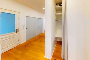 Highlight: Wohnen, wie Sie es sich wünschen - 4,5-Zi.-Wohnung mit Kamin, Balkon & Stil in Top-Lage