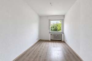 *HIER TUT SICH WAS* teilrenovierte 3 Zimmer Erdgeschosswohnung mit Balkon in DU-Meiderich! – 47137 Mittelmeiderich, Duisburg – Vorschaubild 10